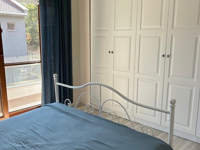 MARMARA'DAN SAROZ YAYLA SAHİLİ SATILIK TRİPLEKS VİLLA